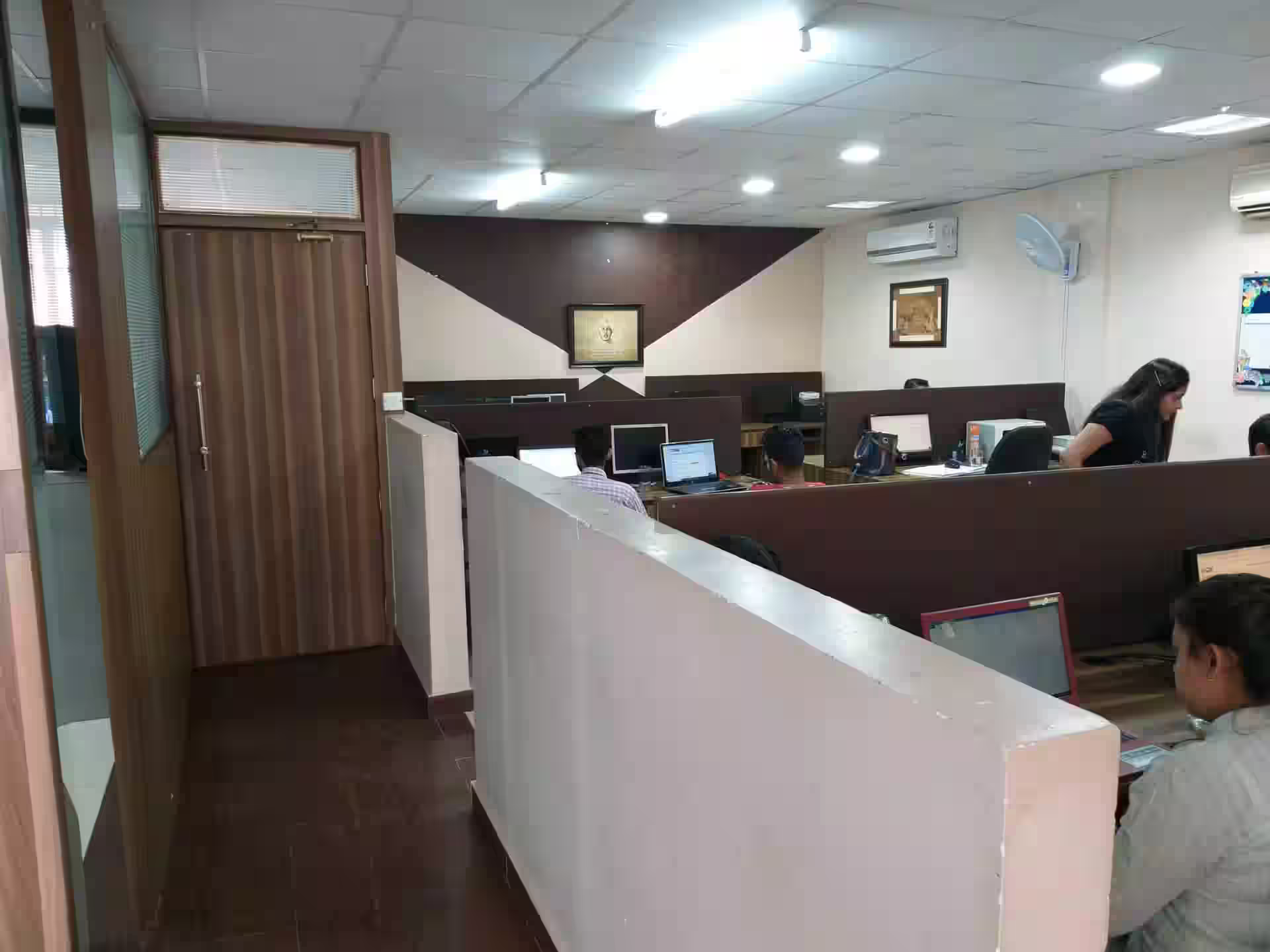 Bhanguz -  Expert Software Development Company in Mohali offering Web & Mobile App Development, Offshore Solutions, and Trading Software.